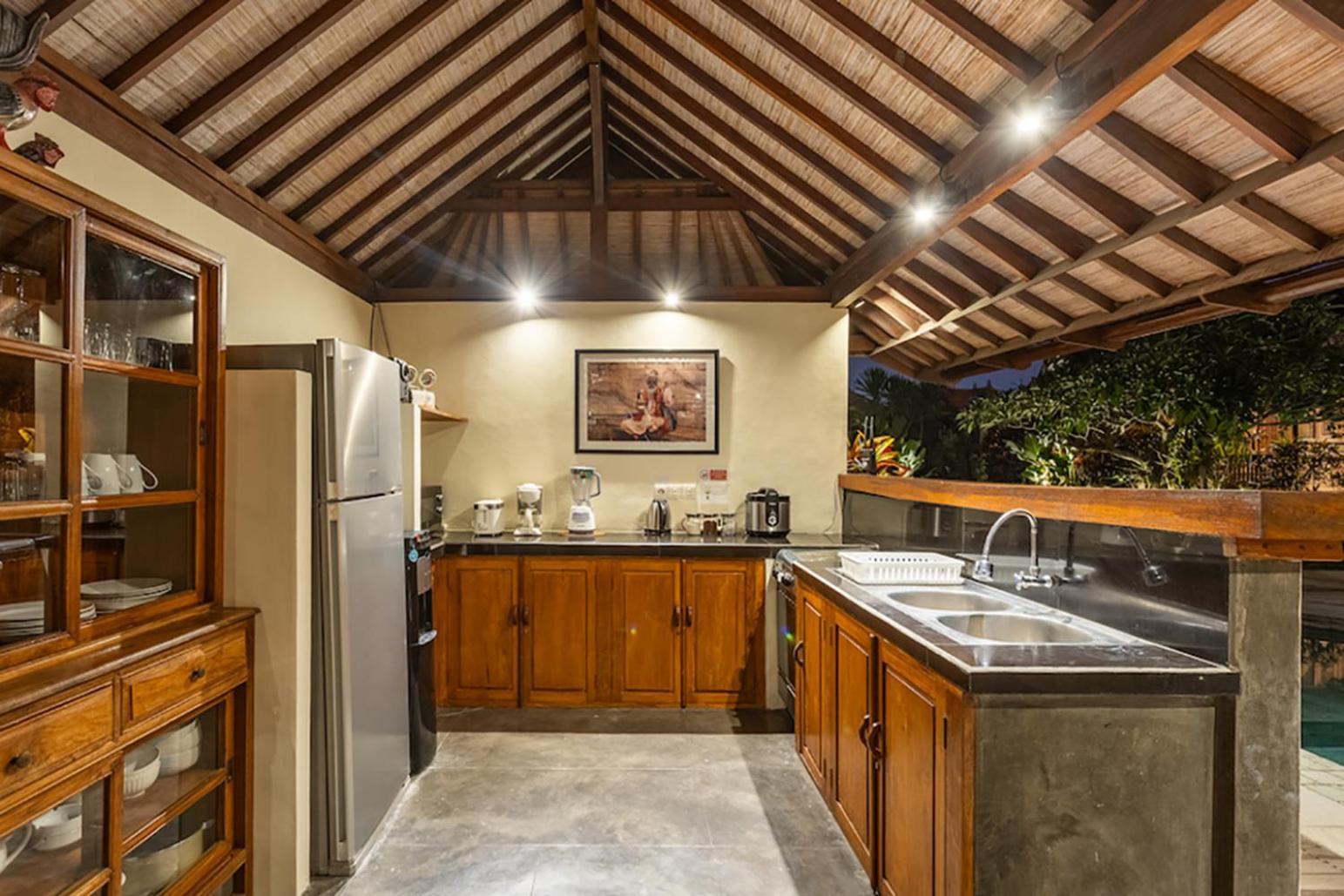 Villa Lina By Optimum Bali Villas Canggu  Luaran gambar
